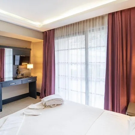 Apartamento Studio Flat With Pool In *